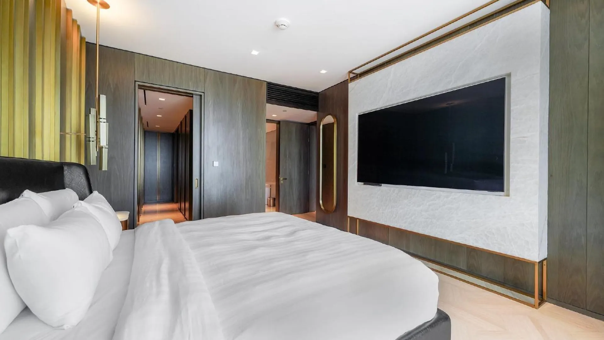 Five Palm Residence - Elegant Home Dubai Apartment