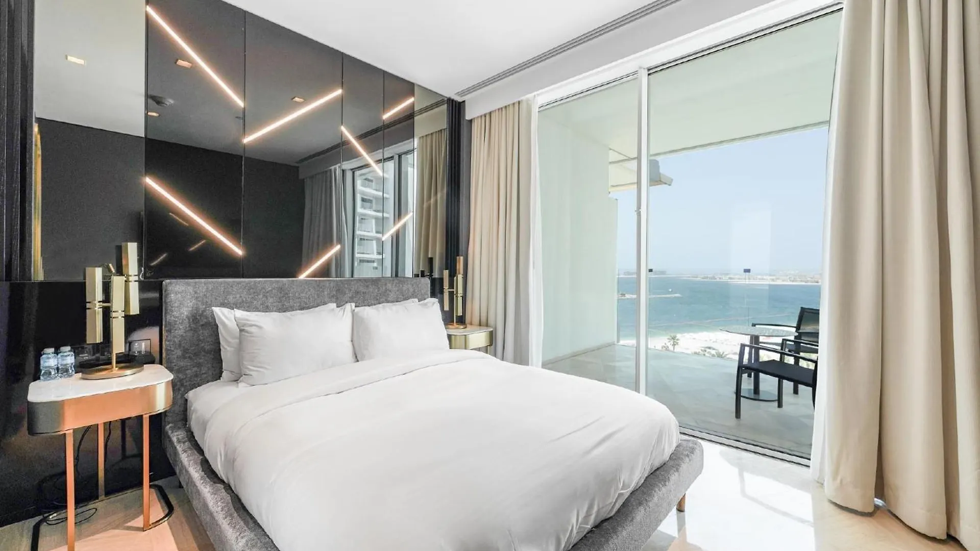 Five Palm Residence - Elegant Home Dubai Apartment