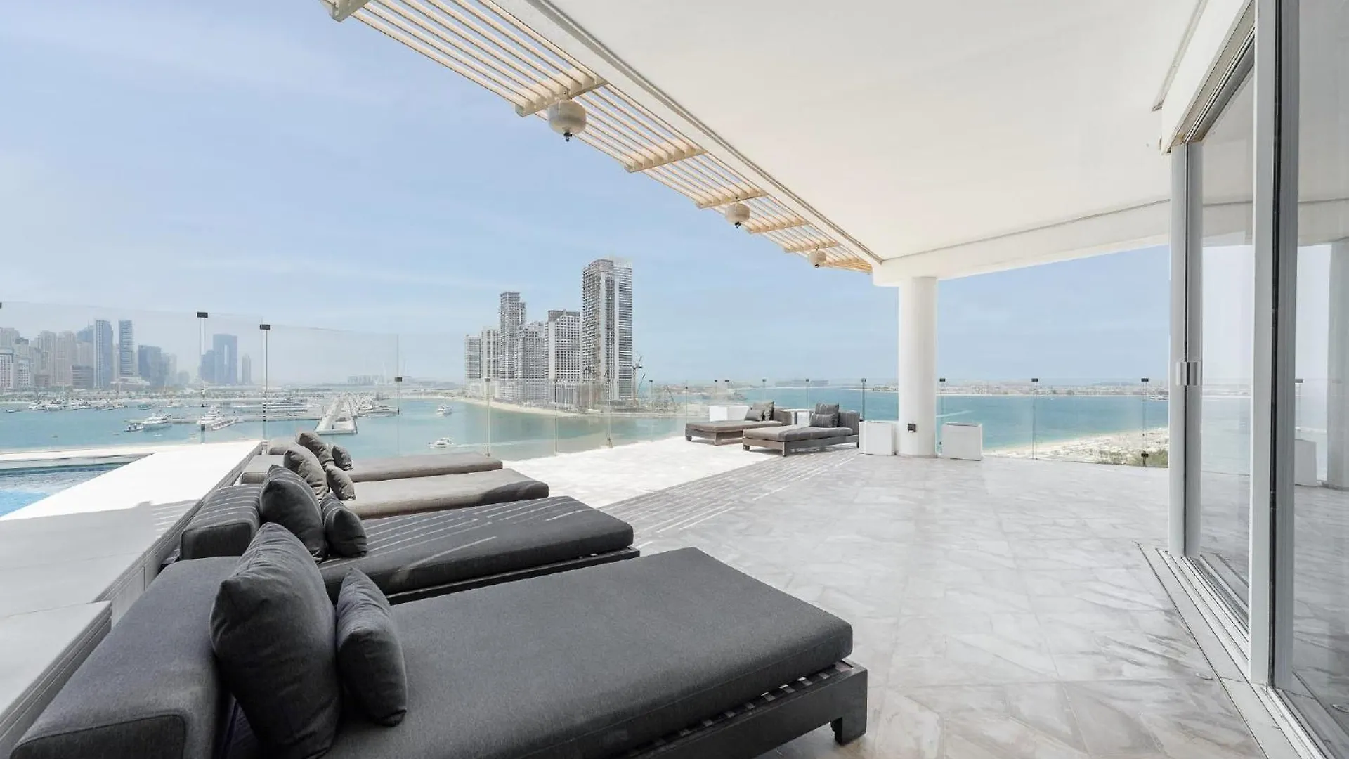 Five Palm Residence - Elegant Home Dubai Apartment