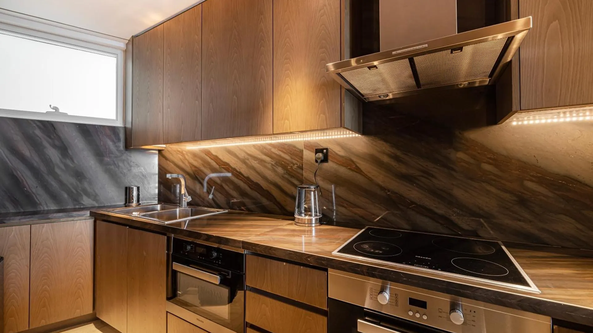 Five Palm Residence - Elegant Home Dubai 0*,