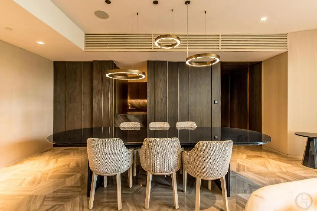 Five Palm Residence - Elegant Home Dubai
